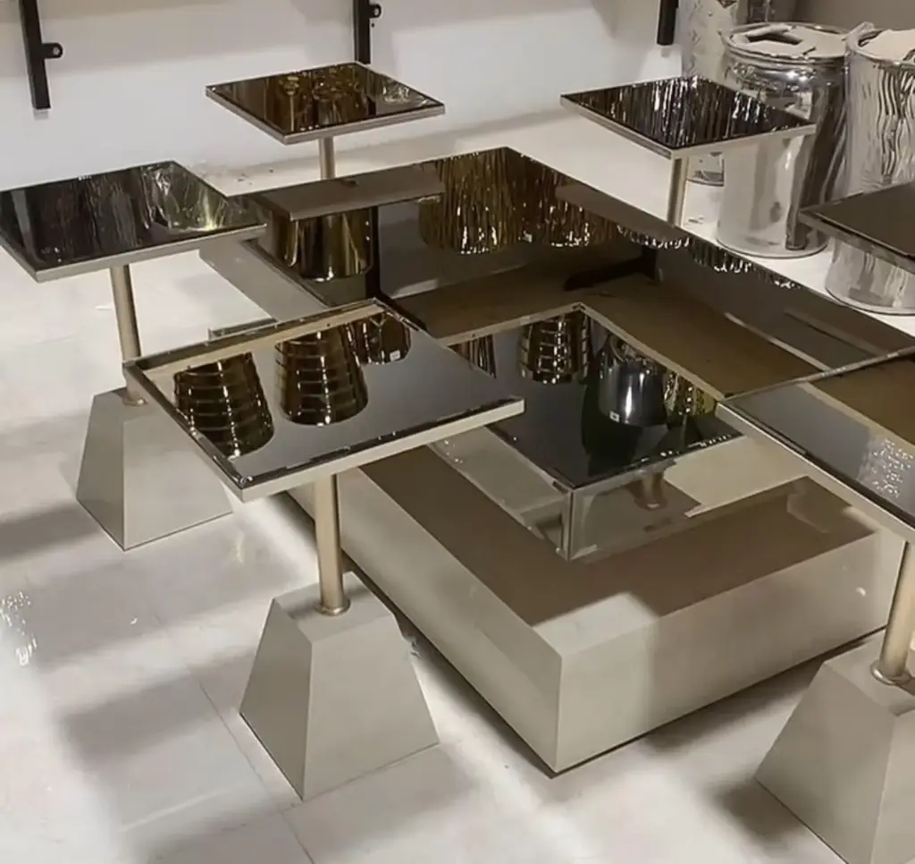 طقم طاولات دورين مرايا (6+1)